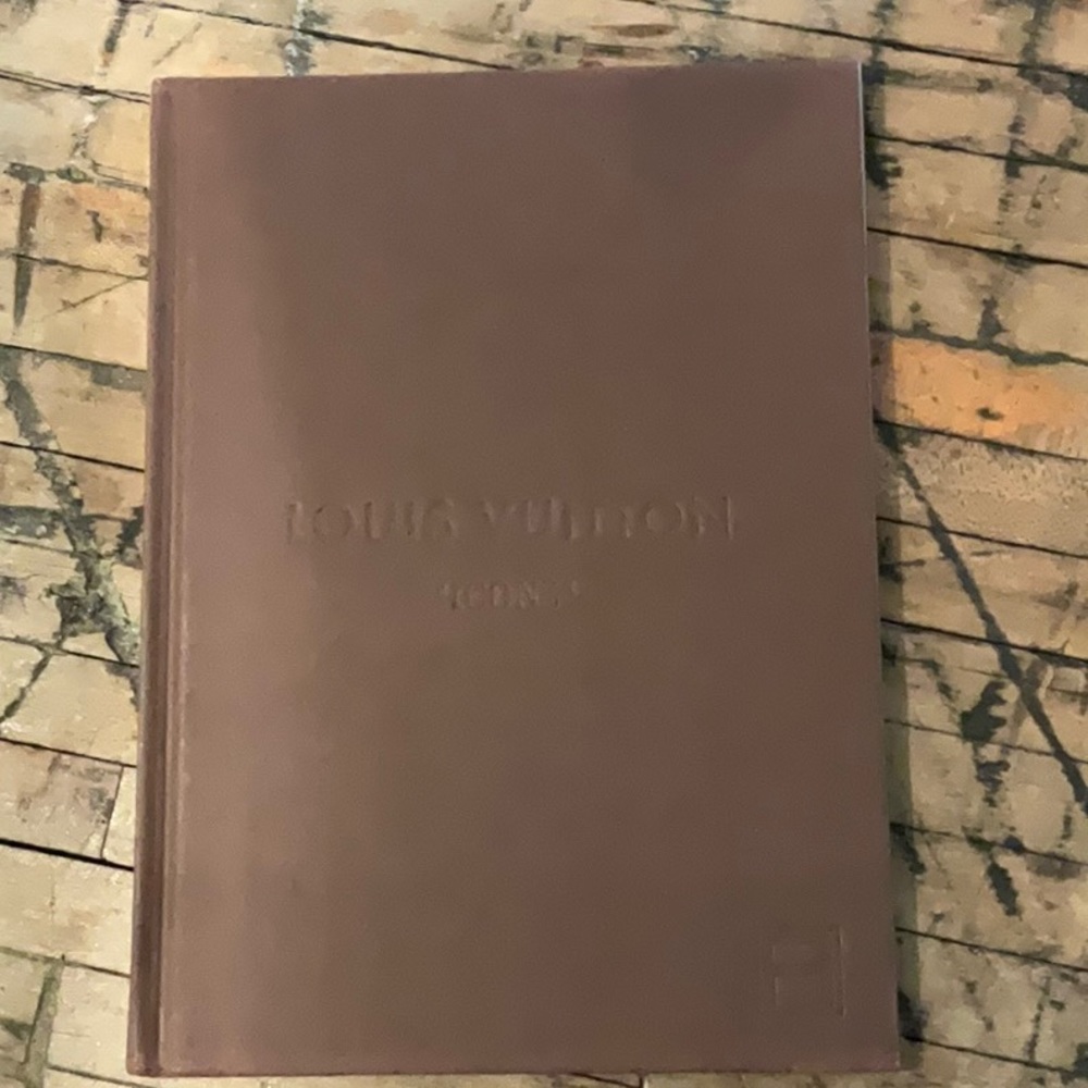 Louis Vuitton Icons book, vintage find in perfect shape under book jacket.